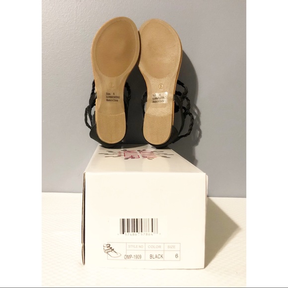 Olivia Miller Black Sandals, NEW - Picture 5 of 6